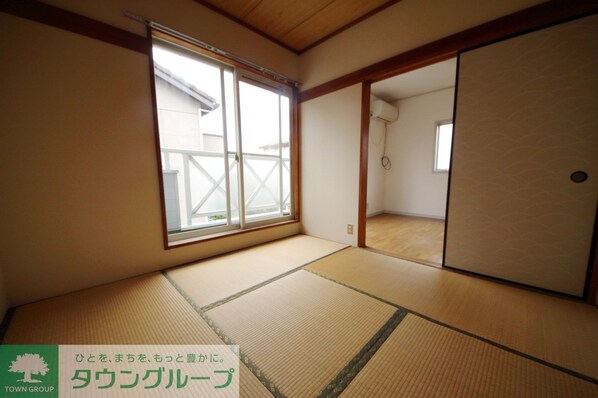 吉岡ハイツの物件内観写真